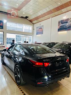 نیسان ئەلتیما